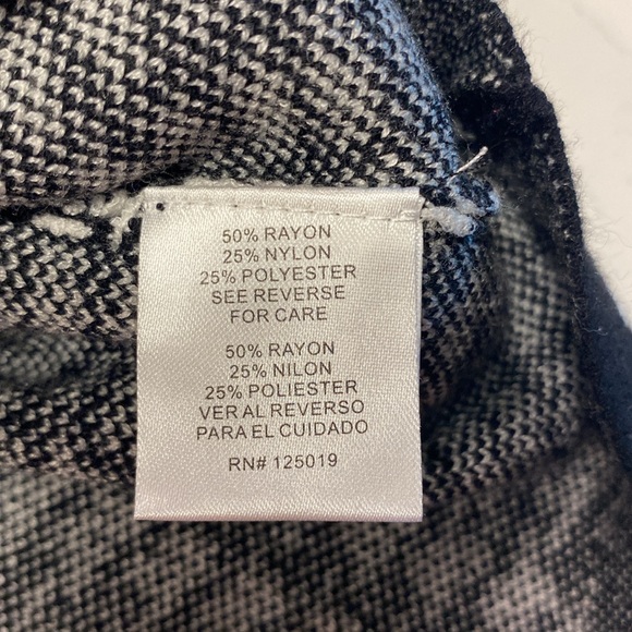 Joseph A. Houndstooth Mockneck Sweater Size Small - Picture 11 of 13